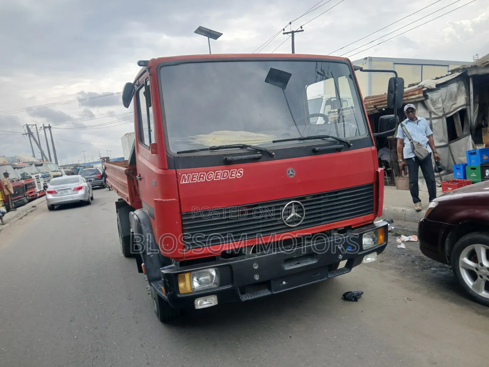 Mercedes 814 Tiper