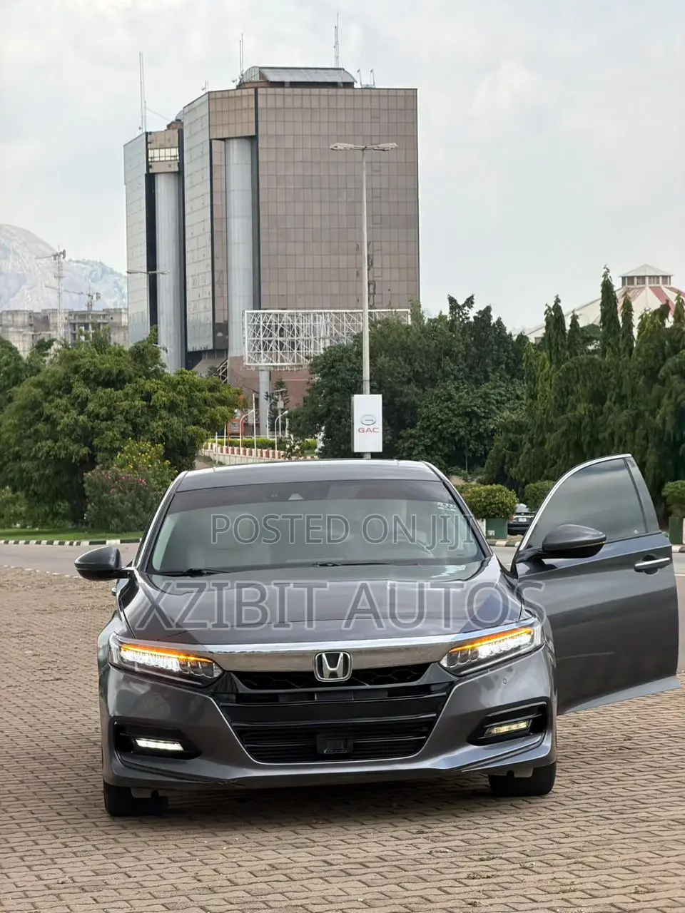 Honda Accord Touring 2018 Silver
