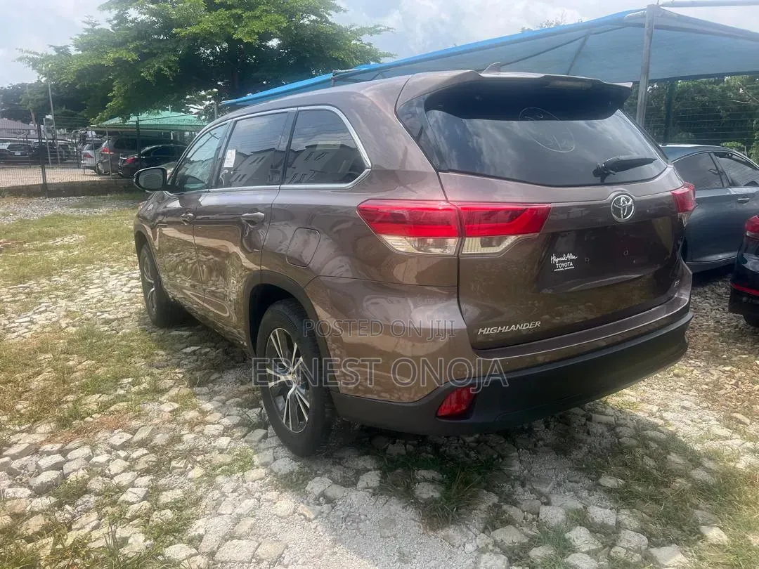 Toyota Highlander 2017 Burgundy