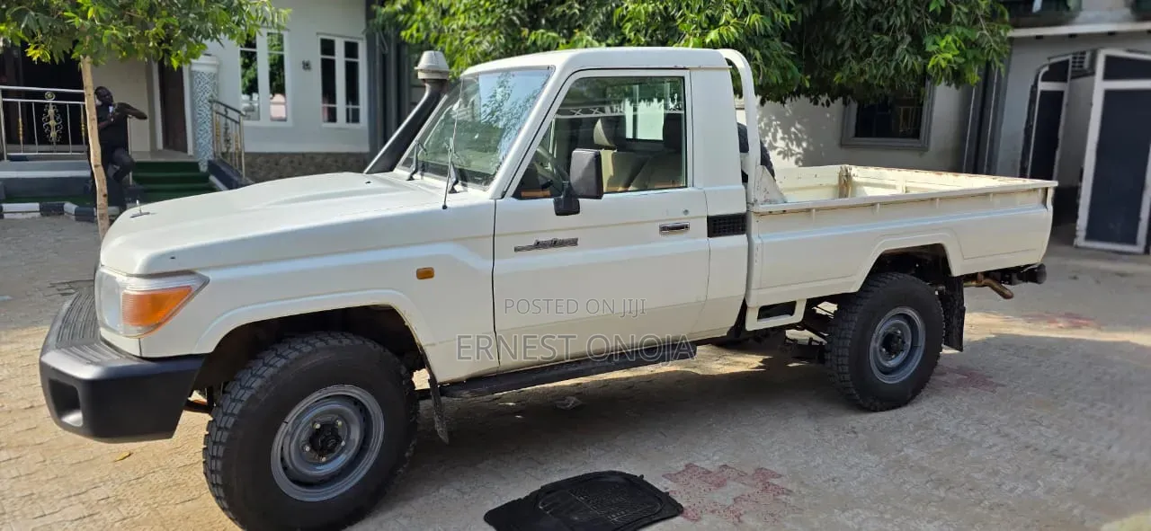 New Toyota Land Cruiser Prado 2025 White