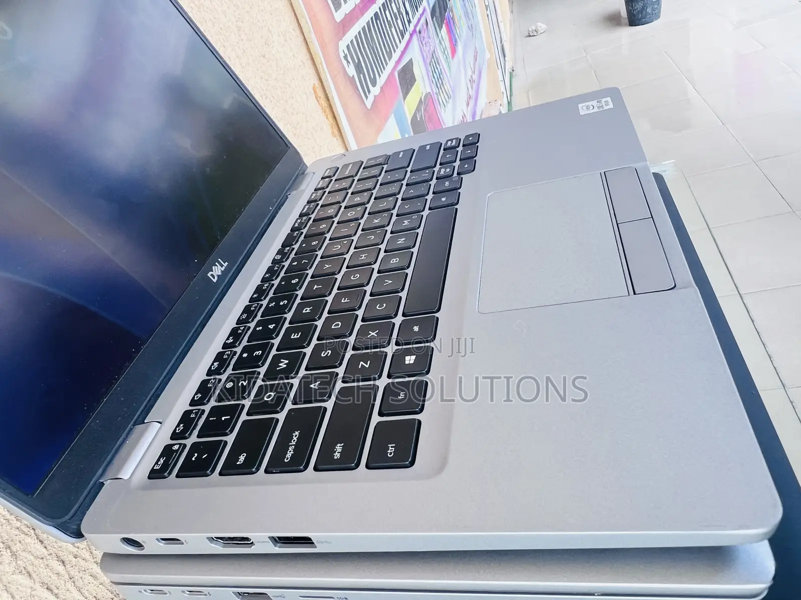 Laptop Dell Latitude 5310 12GB Intel Core i7 SSD 256GB