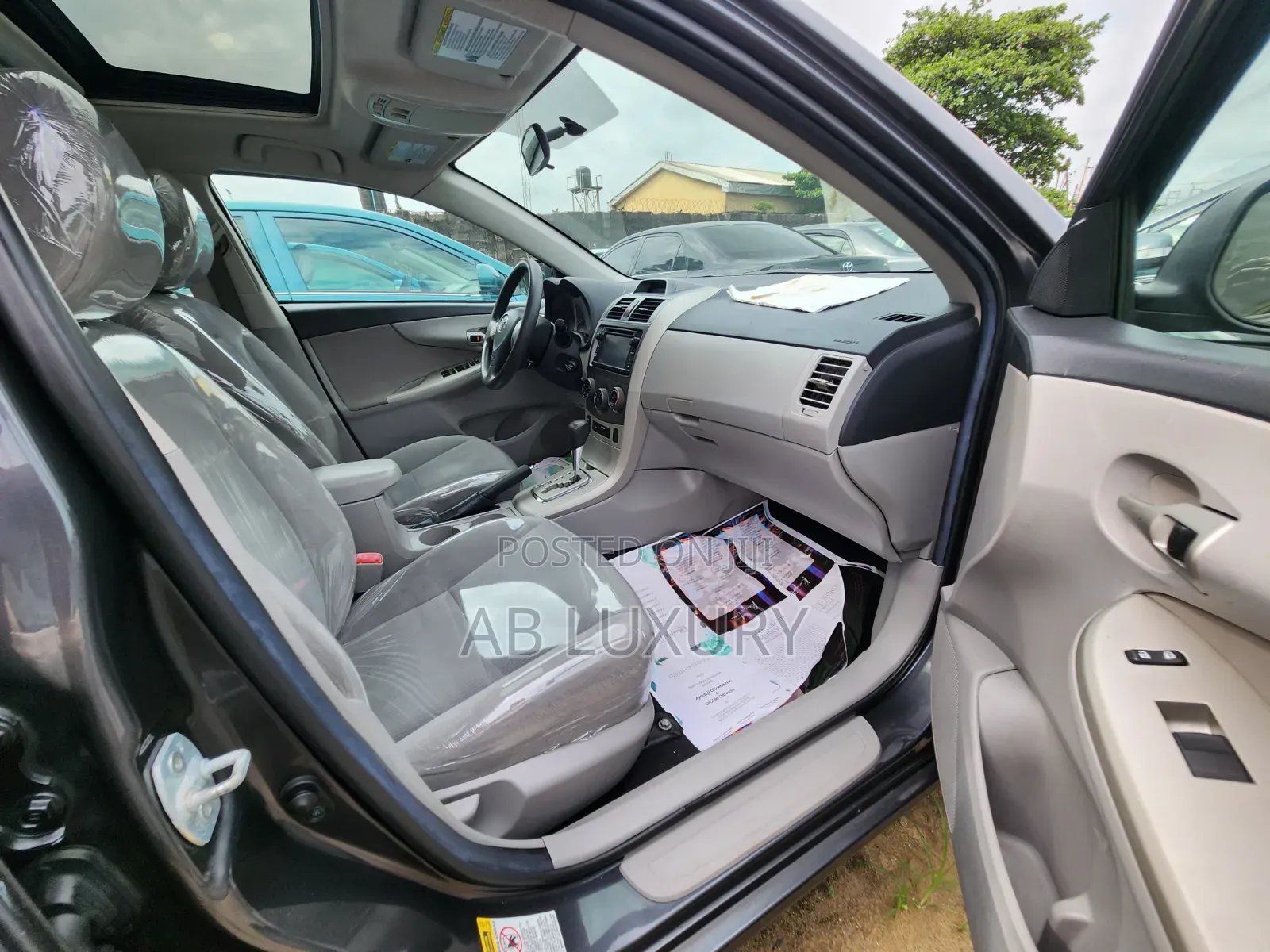 Toyota Corolla 2011 Gray