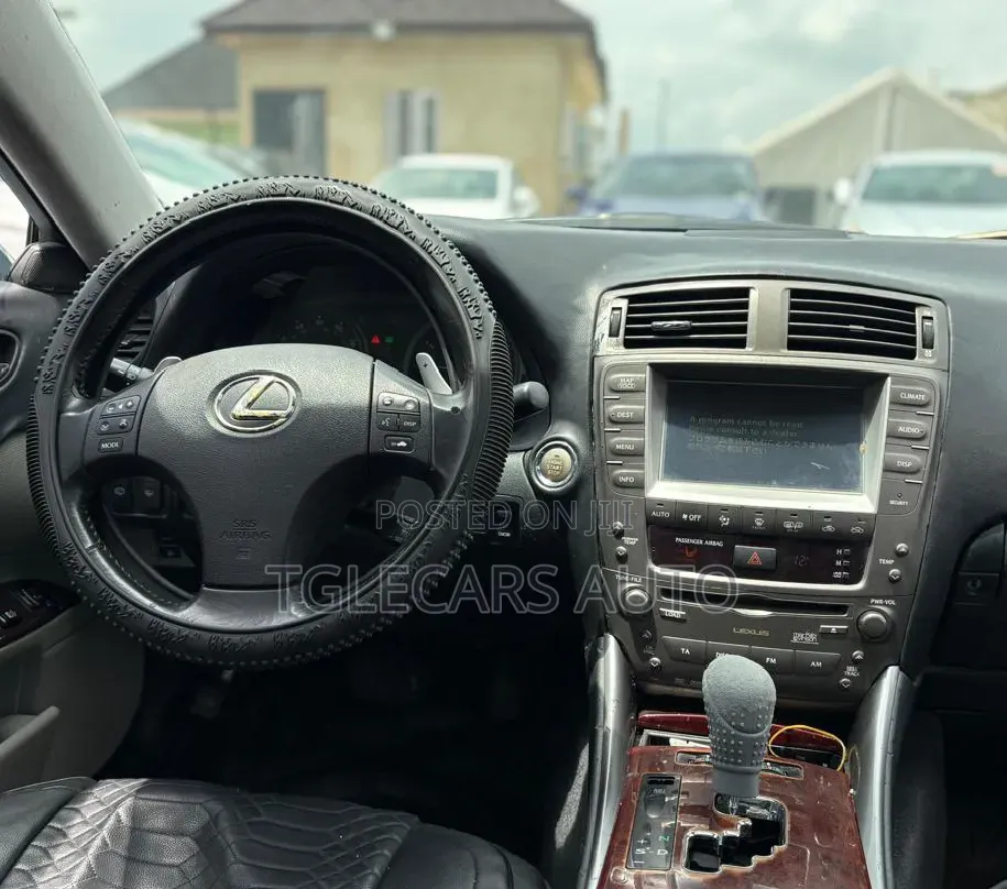 Lexus IS 2012 Blue