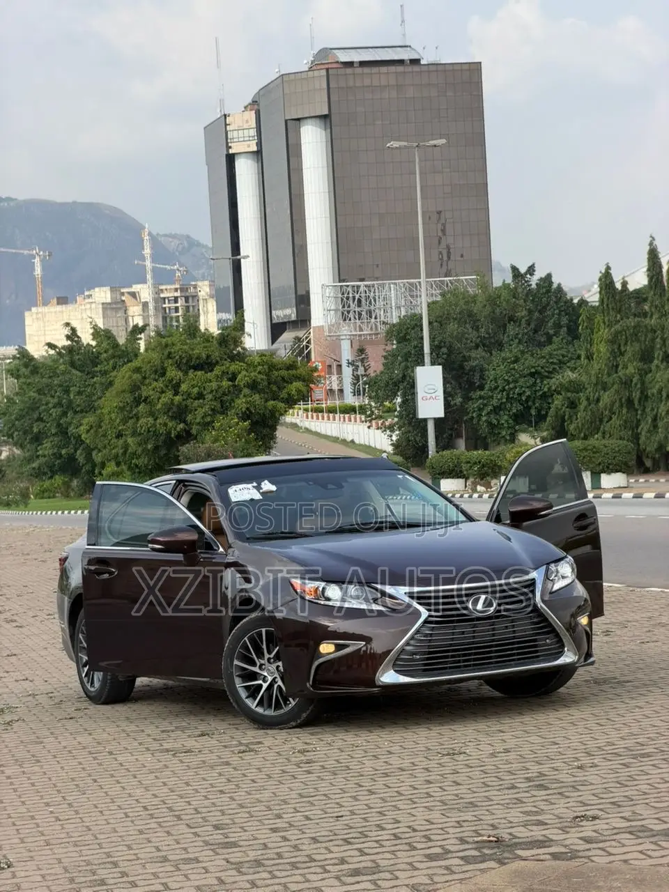 Lexus ES 350 FWD 2016 Brown