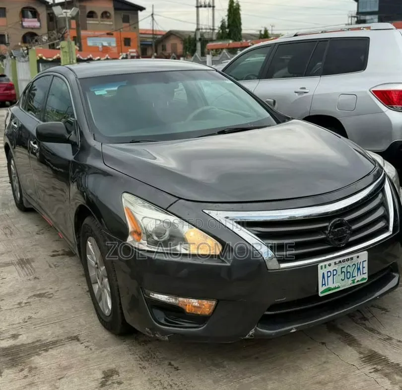 Nissan Altima 2014 Gray