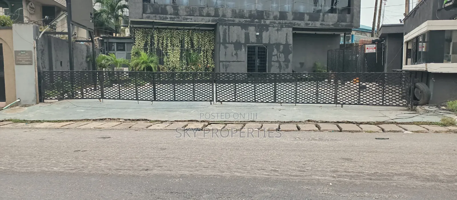 6 Bedroom Detached Duplex for Rent