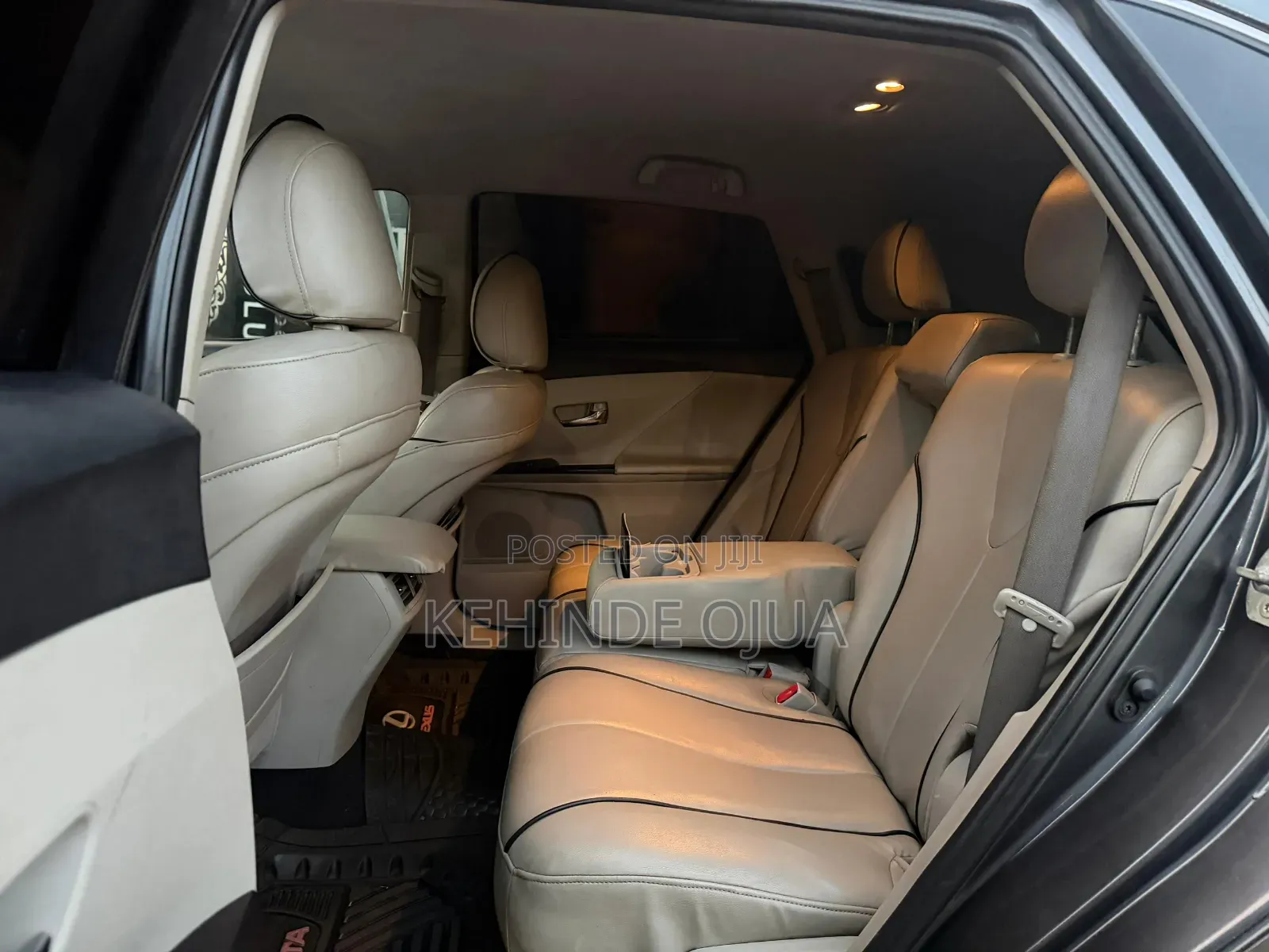 Toyota Venza 2010 Gray