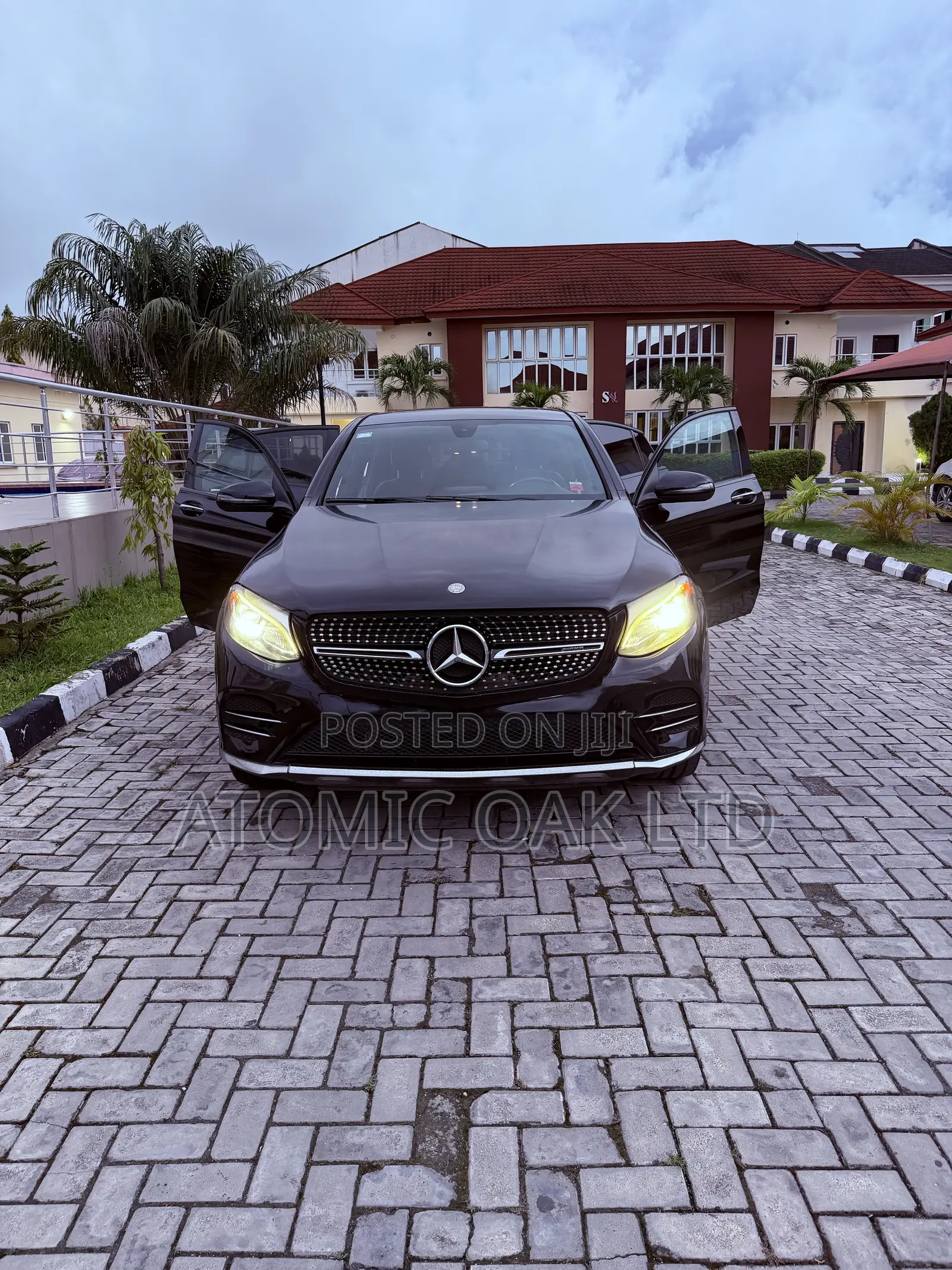 Mercedes-Benz GLC-Class 2017 Black