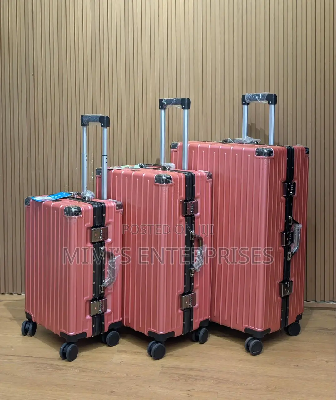 Hard Shell Aluminum Luggage Set of 3