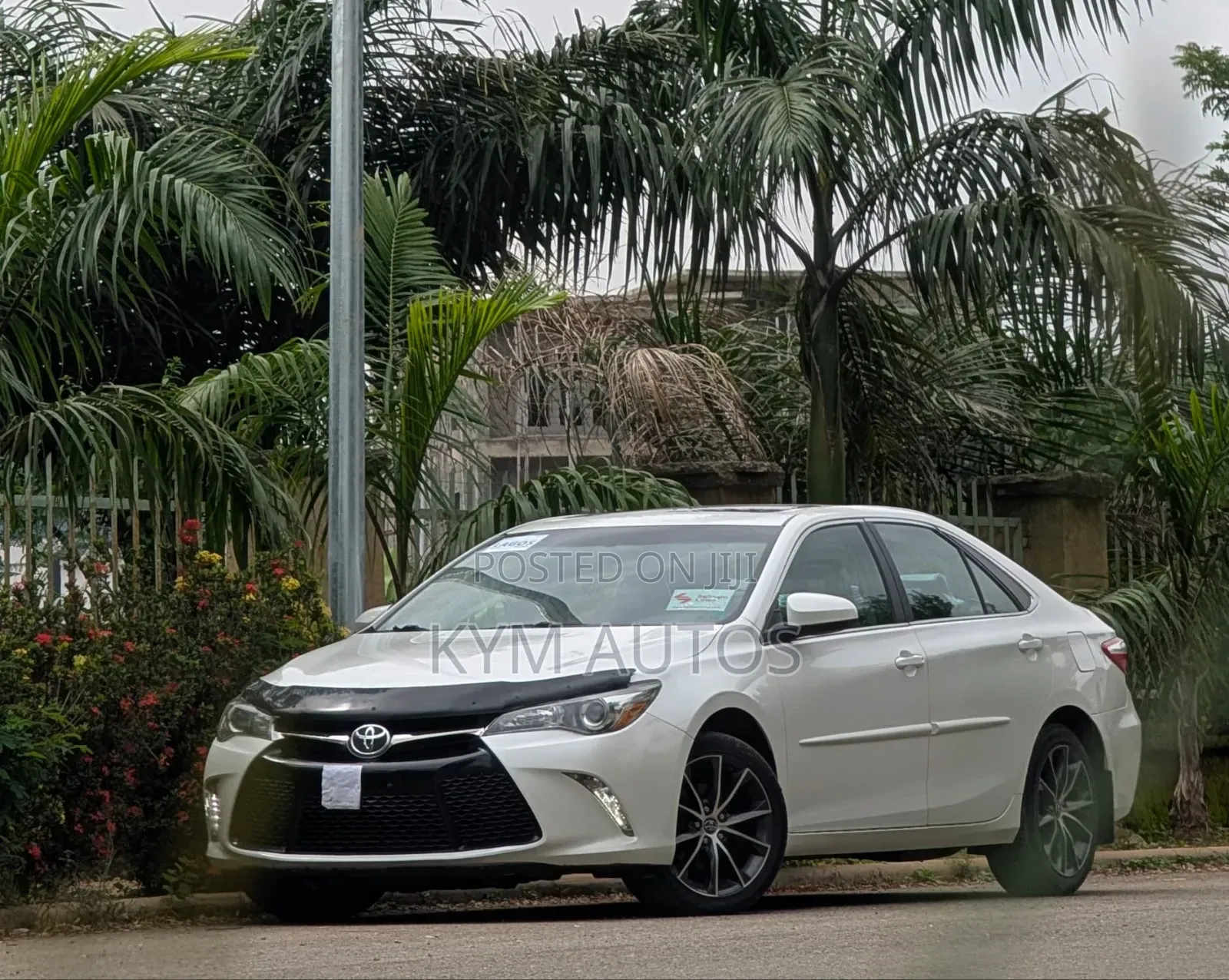 Toyota Camry 2015 White