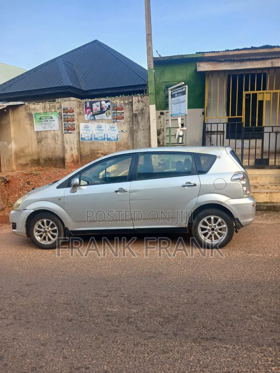 Toyota Verso 2010 Silver