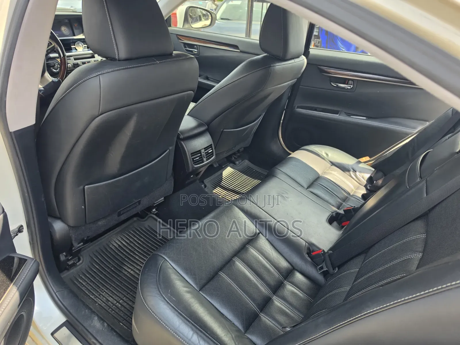 Lexus ES 2016 White