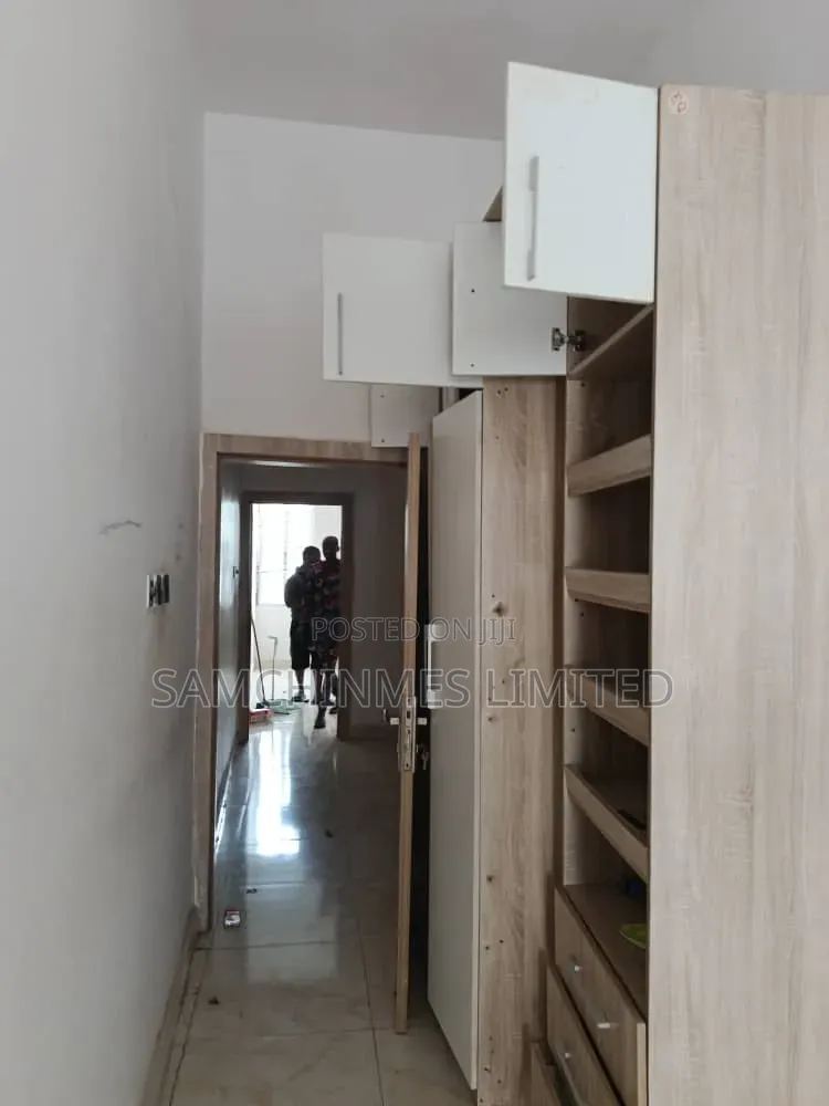 2bdrm Townhouse / Terrace in Olokonla for rent