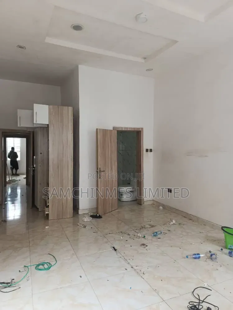 2bdrm Townhouse / Terrace in Olokonla for rent