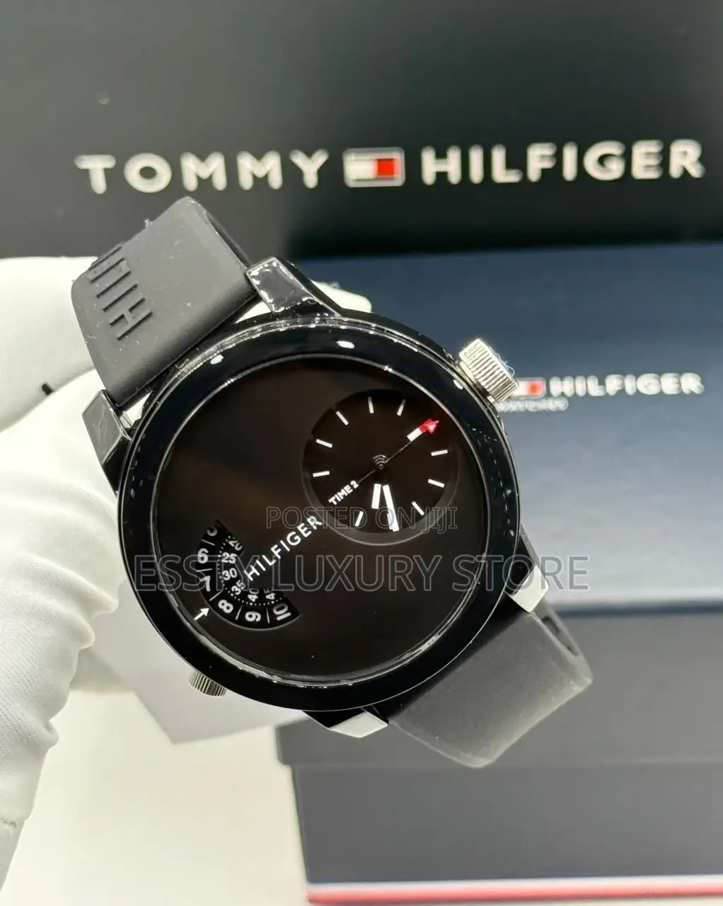 Tommy Hilfiger Quality Luxury Men Rubber Wristwatch