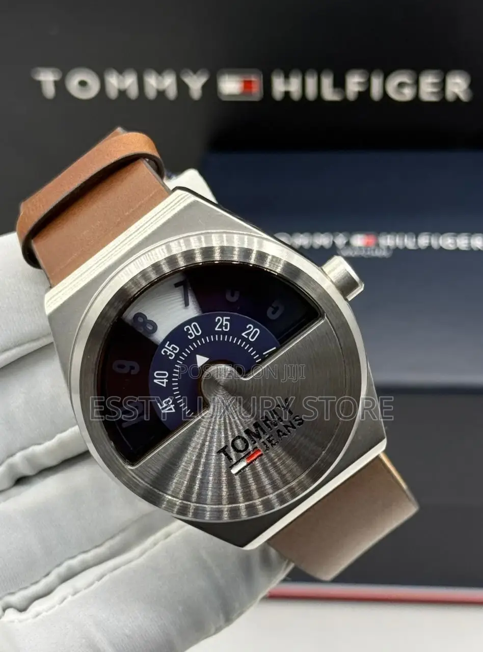Tommy Hilfiger Quality Luxury Men Rubber Wristwatch