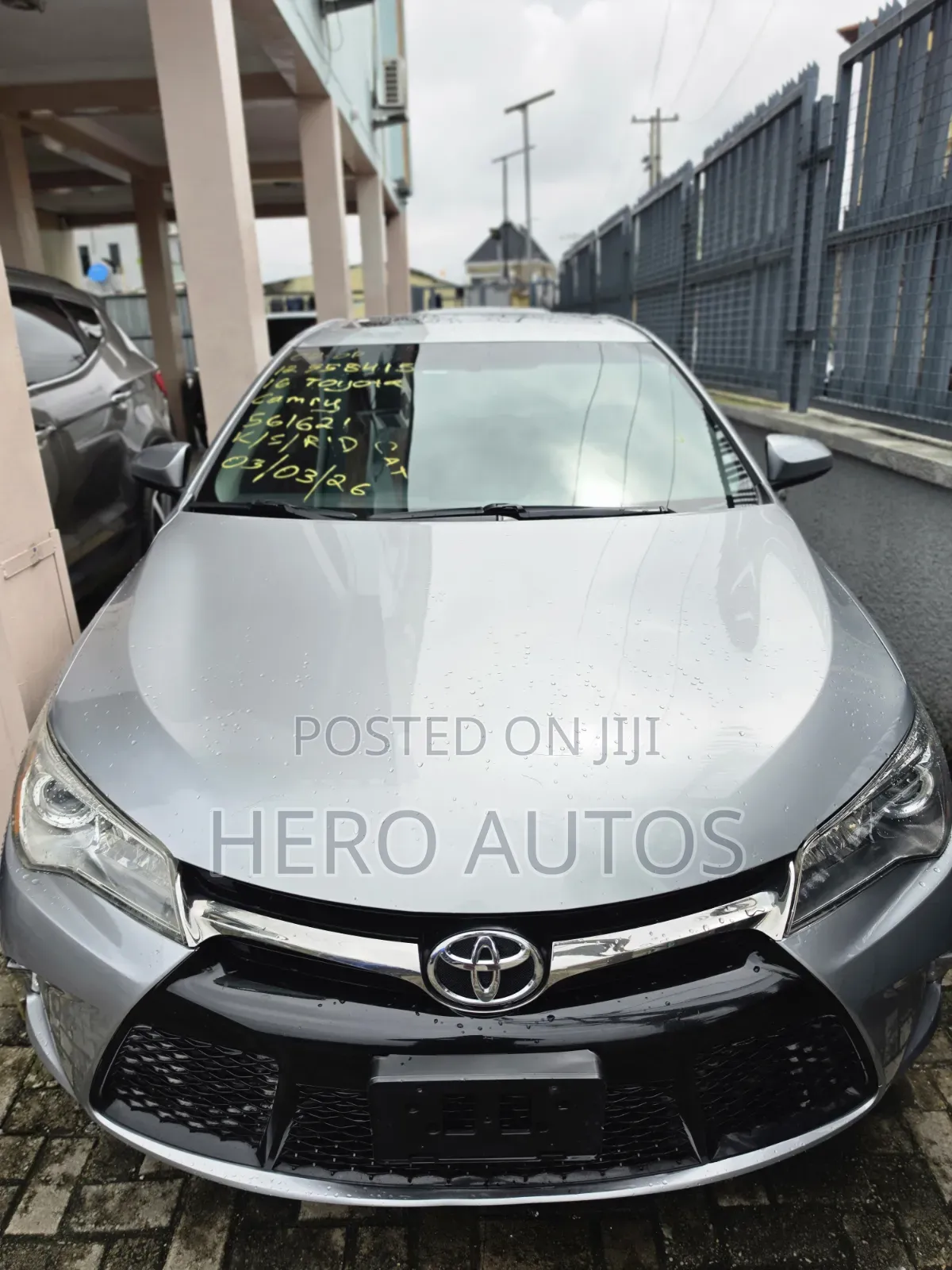 Toyota Camry 2015 Silver
