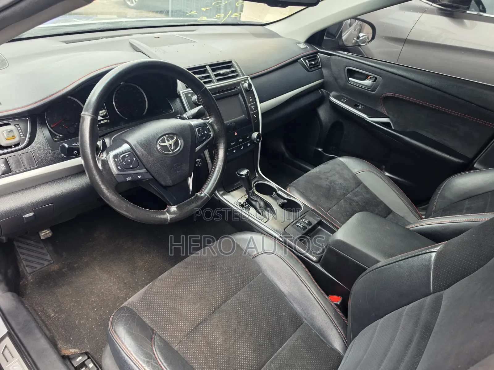 Toyota Camry 2015 Silver