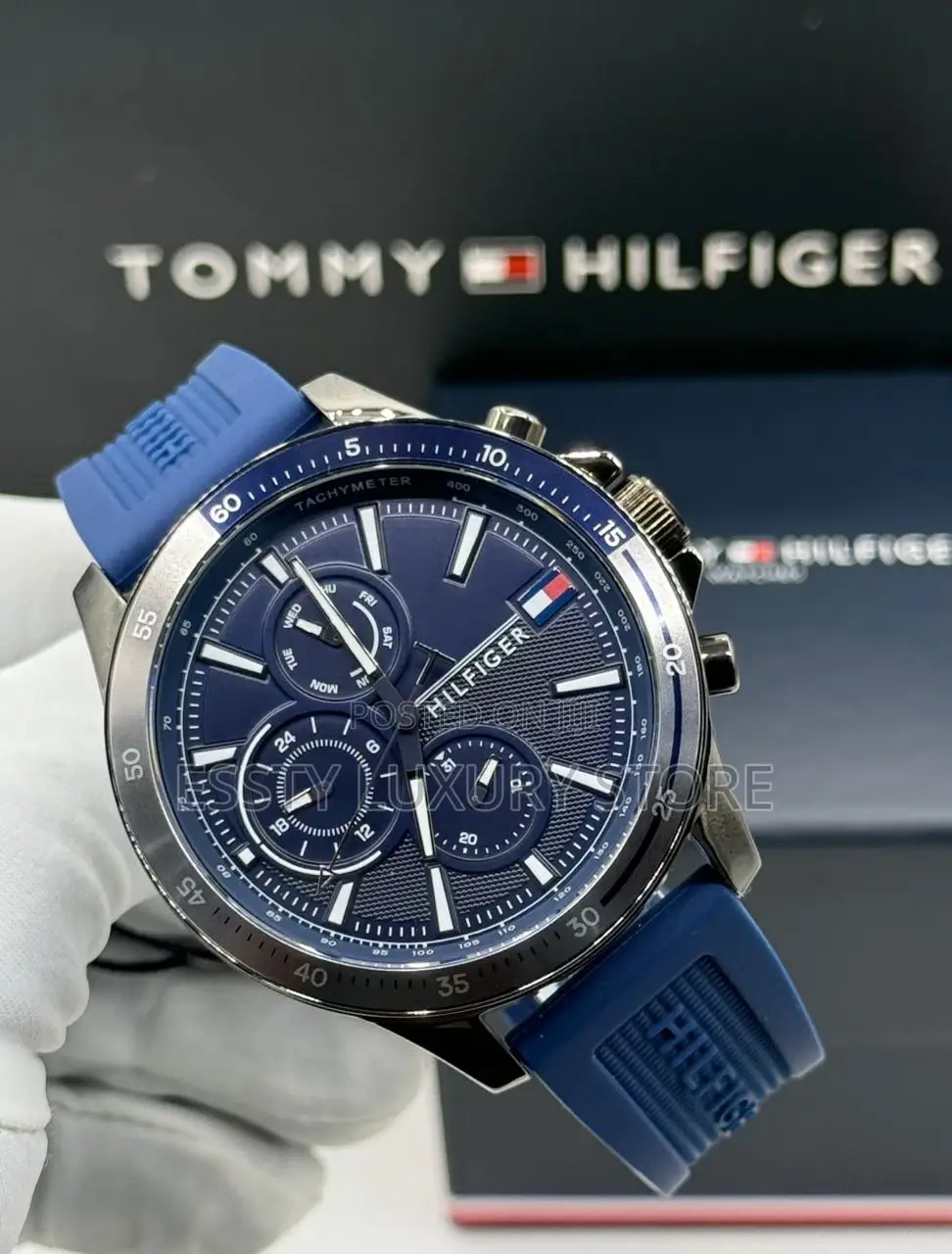 Tommy Hilfiger Quality Luxury Men Rubber Wristwatch