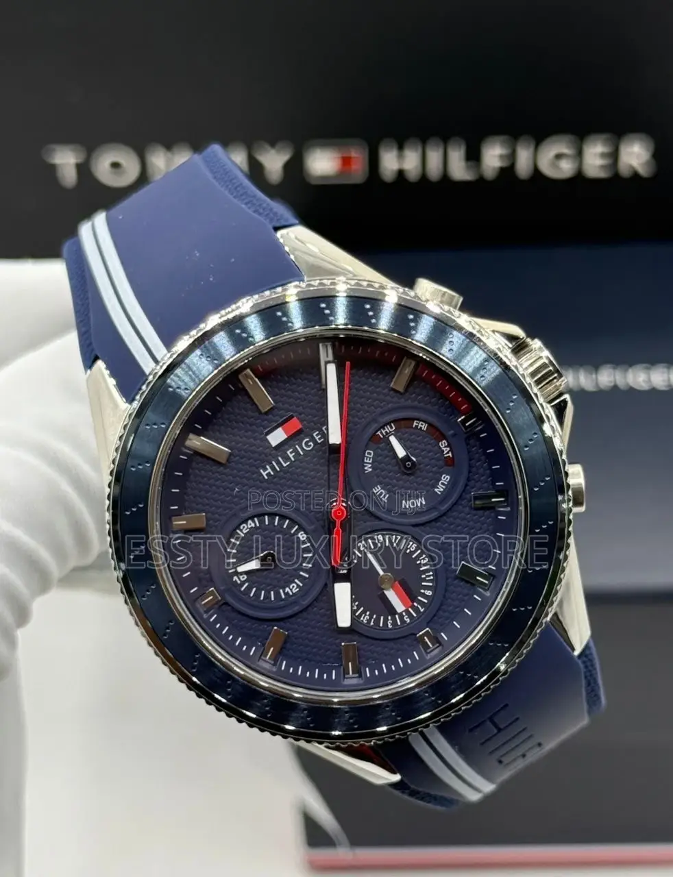Tommy Hilfiger Quality Luxury Men Rubber Wristwatch