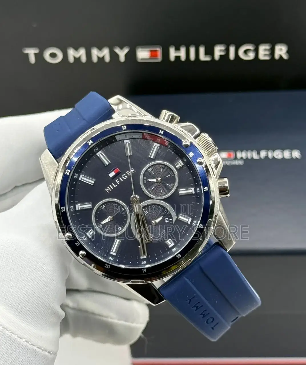 Tommy Hilfiger Quality Luxury Men Rubber Wristwatch