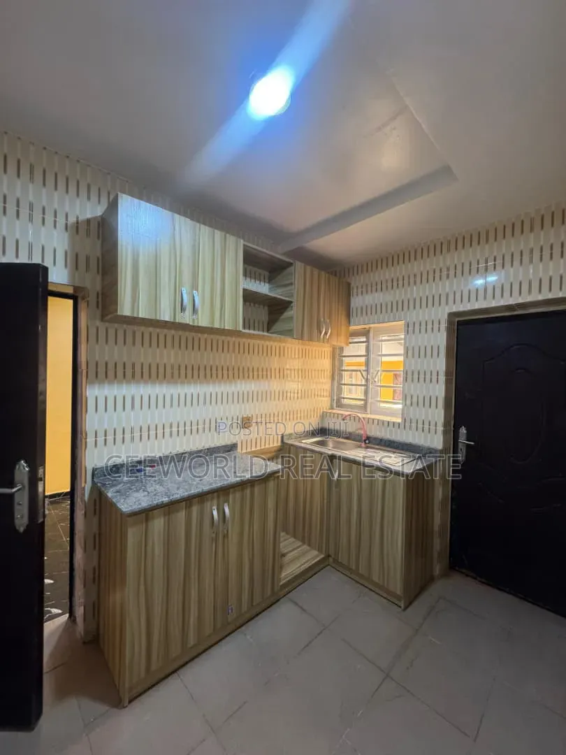 2bdrm Bungalow in Kolapo Ishola Gra, Akobo for rent