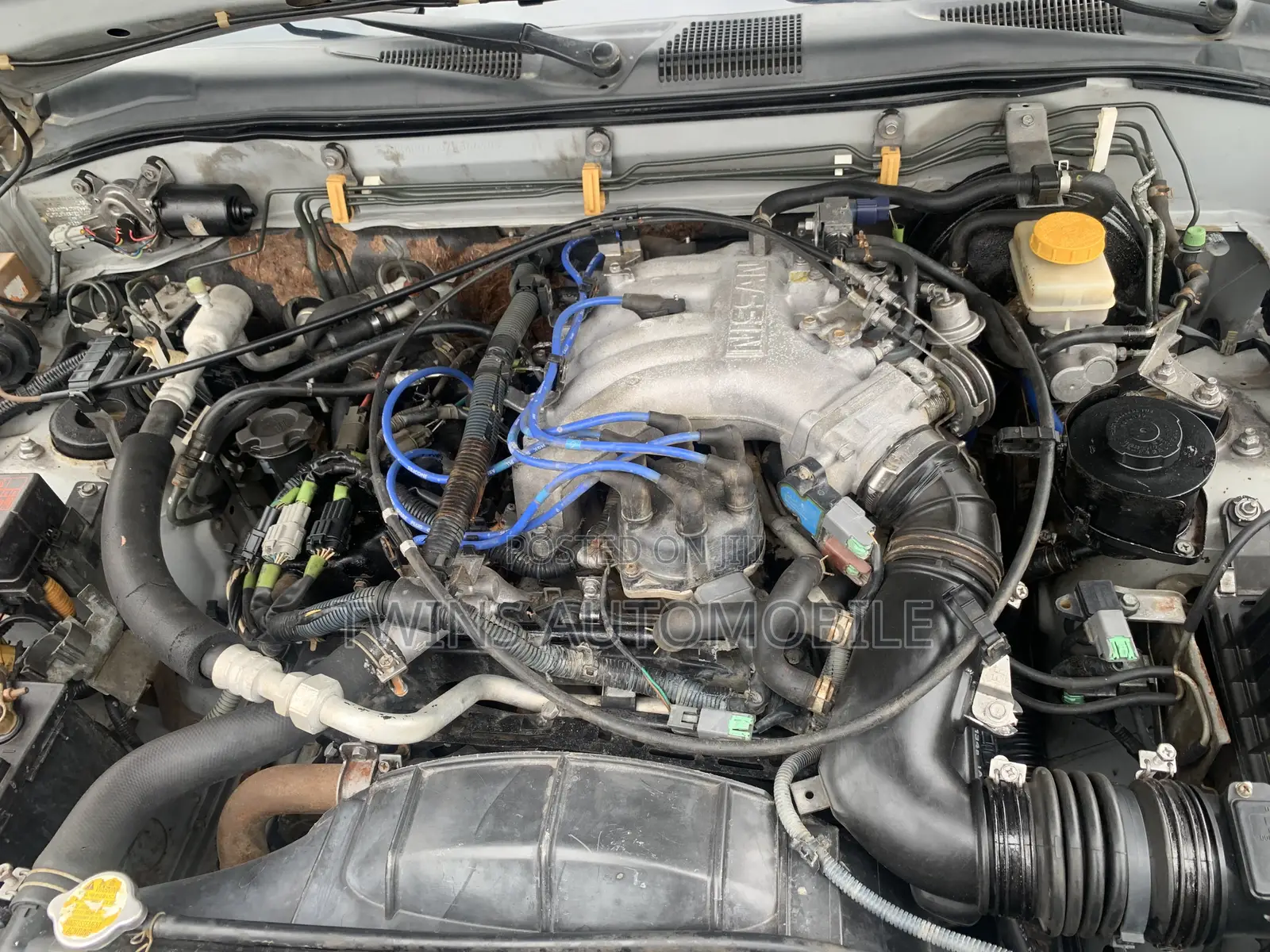 Nissan Pathfinder LE AWD SUV (3.5L 6cyl 4A) 2002 Silver