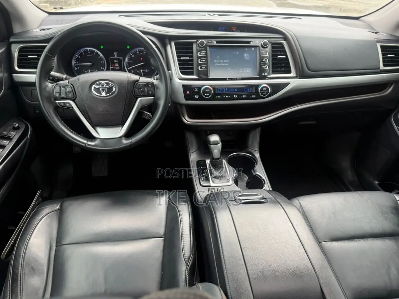 Toyota Highlander XLE V6 4x4 (3.5L 6cyl 6A) 2016 White