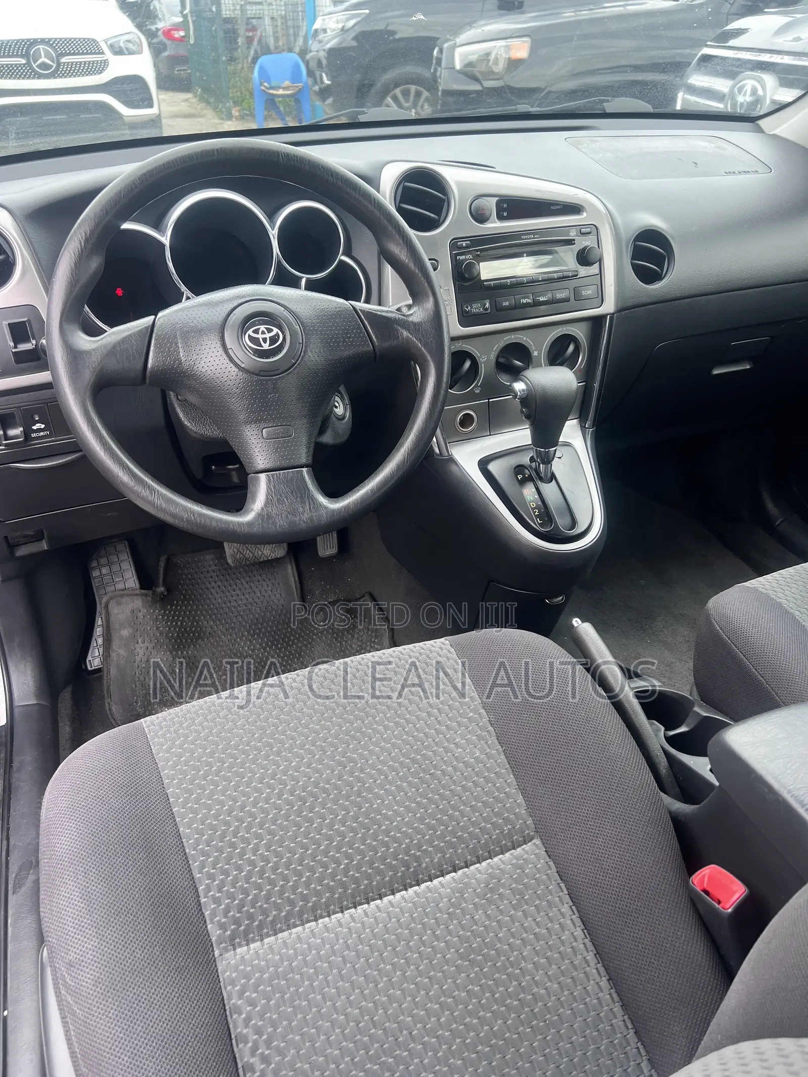Toyota Matrix XR Hatchback AWD (1.8L 4cyl 4A) 2004 Silver