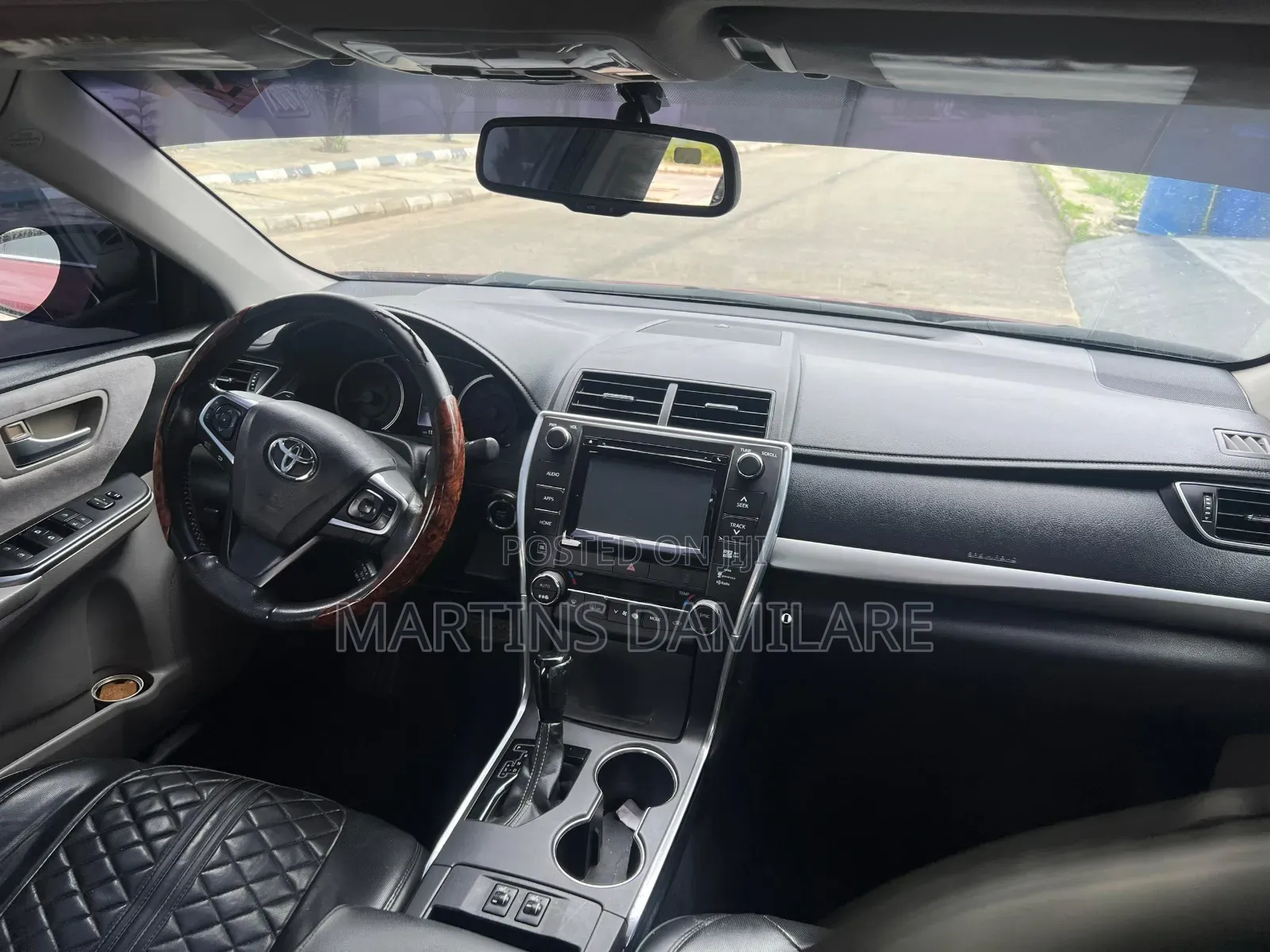 Toyota Camry 2016 Burgundy