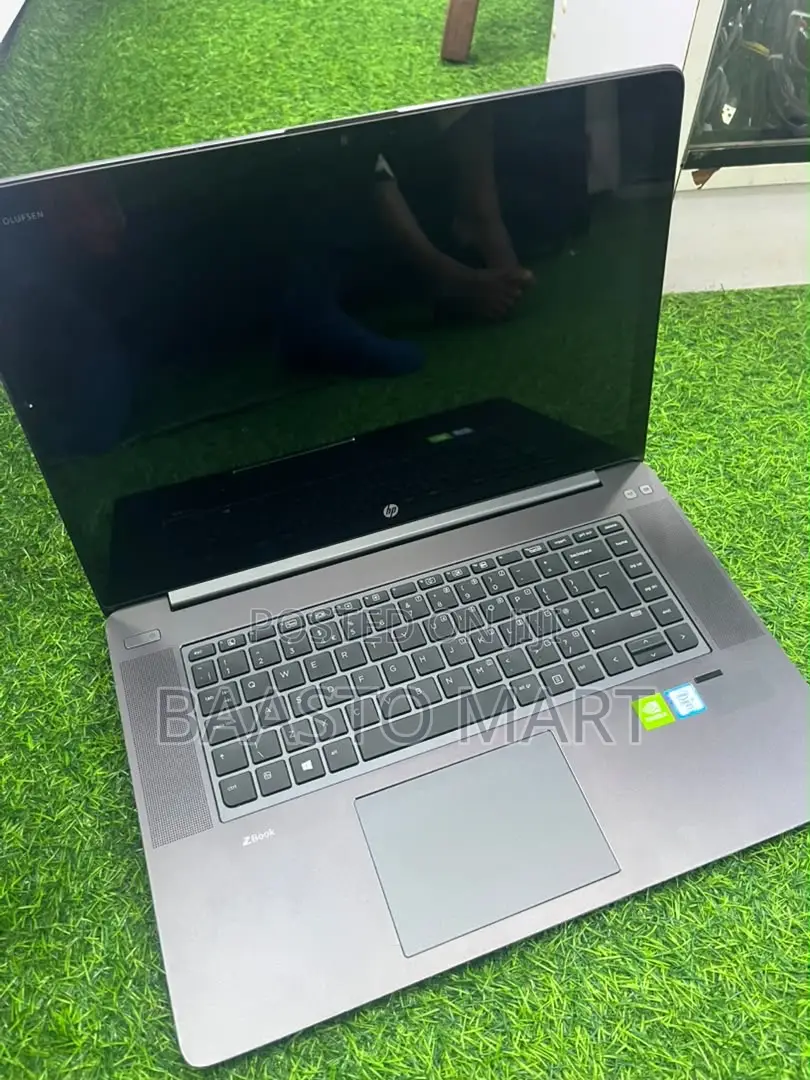 Laptop HP ZBook Studio G3 16GB Intel Core i7 SSD 512GB