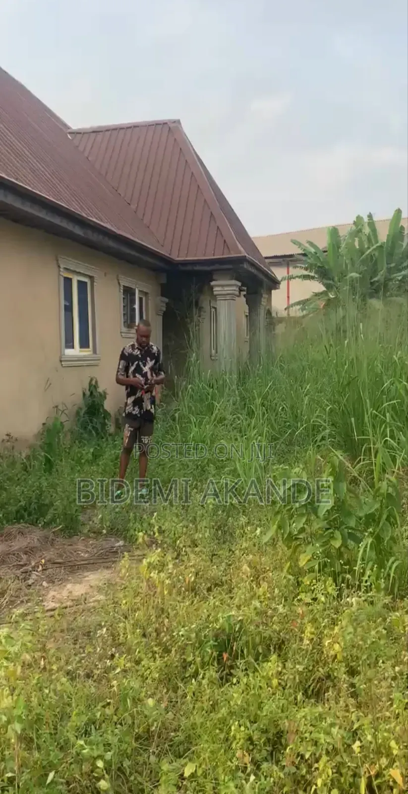 6bdrm House in Obafemi-Owode for sale
