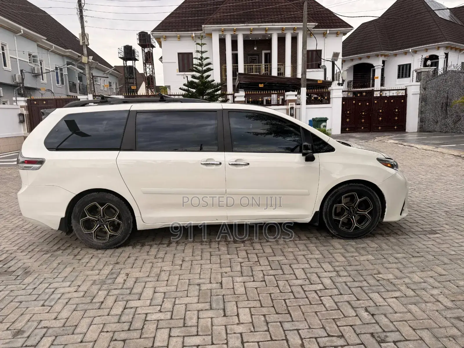 Toyota Sienna 2014 White
