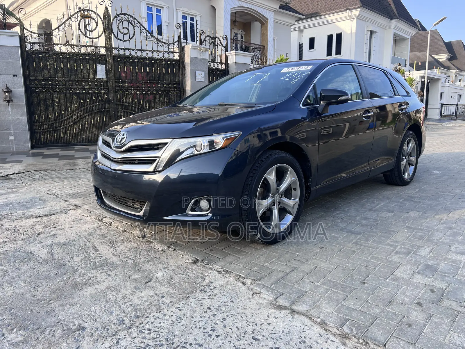 Toyota Venza Limited AWD V6 2013 Gray