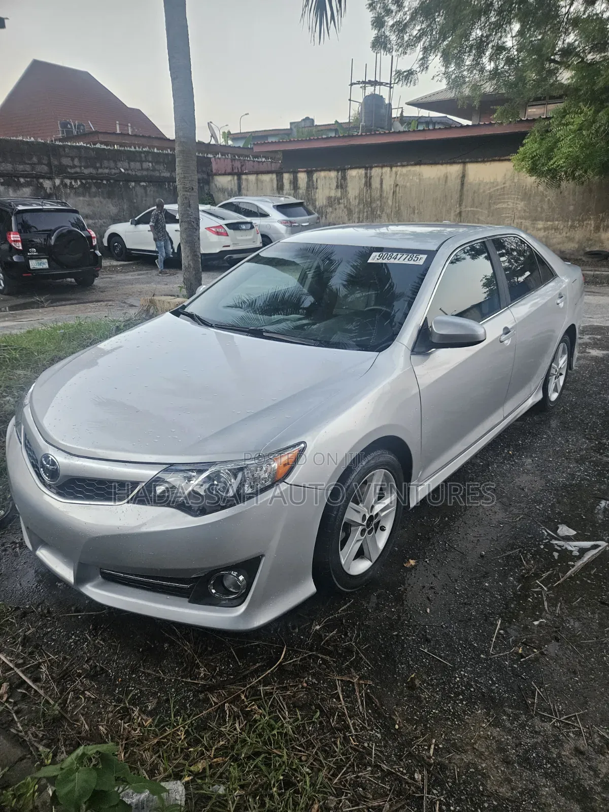 Toyota Camry 2012 Silver