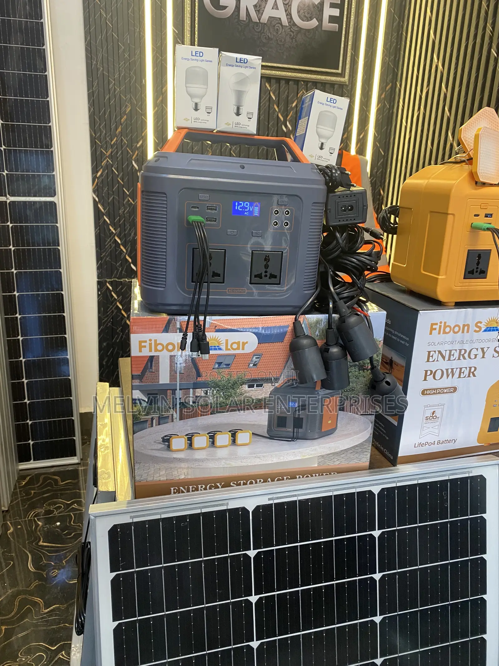 550watts Fibon Solar Generator With Panels Charger and Four Bulbs Dm