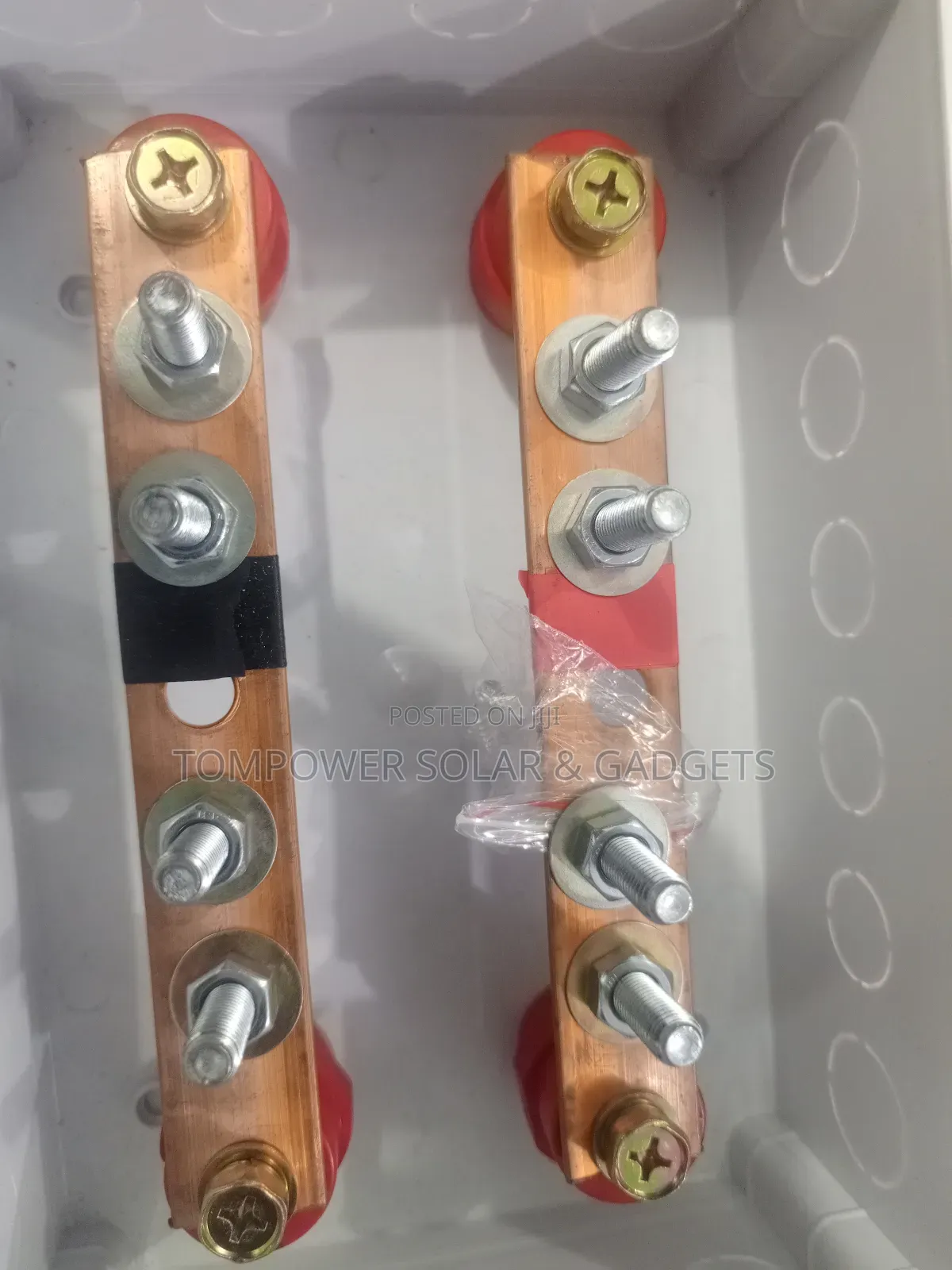 Dc Busbar for Battery Connection