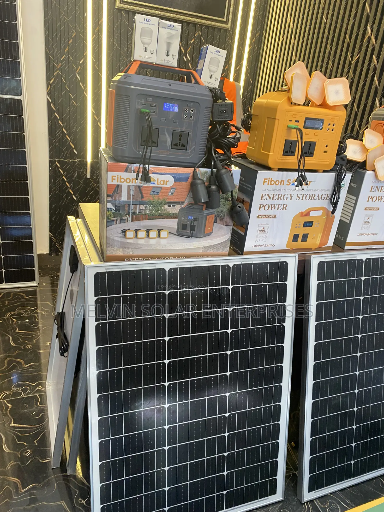 500watts All in One Solar Generator Available in Store Now Dm