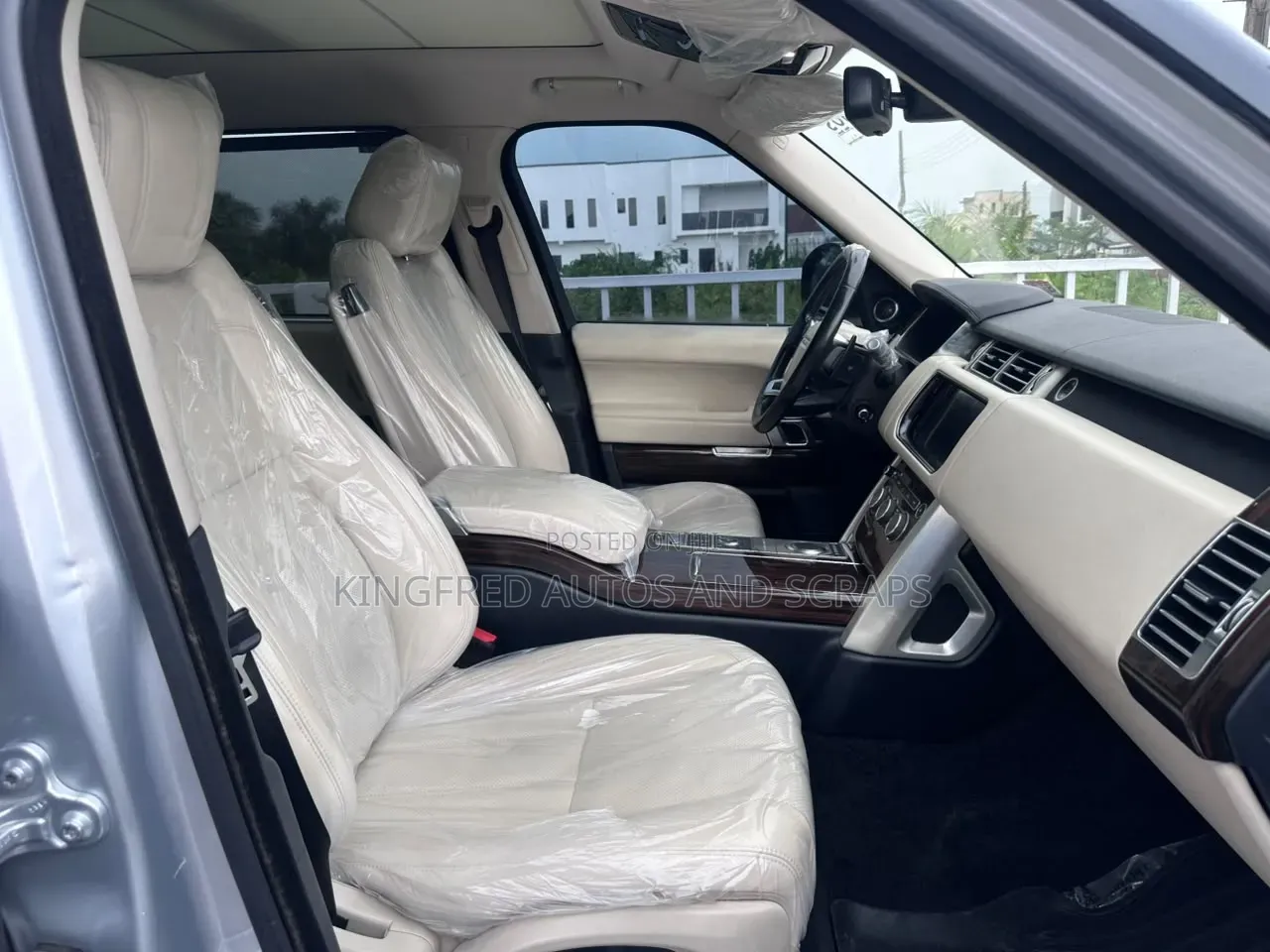 Land Rover Range Rover Vogue 2016 Silver