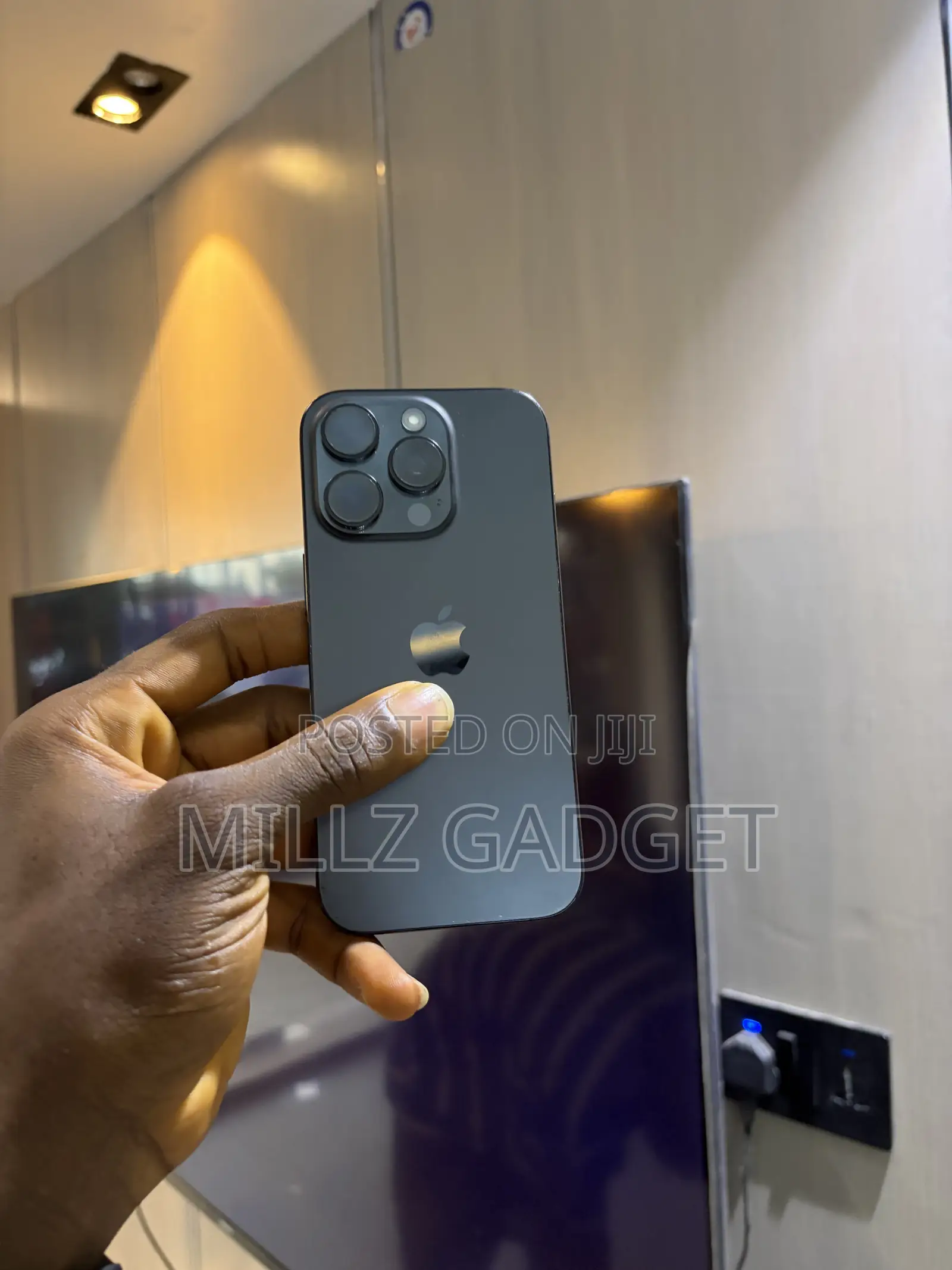 Apple iPhone 16 Pro 128 GB Black