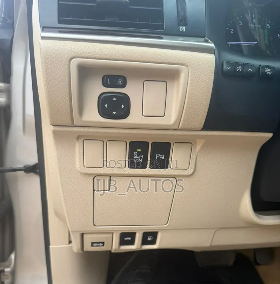 Lexus ES 2013 Gold