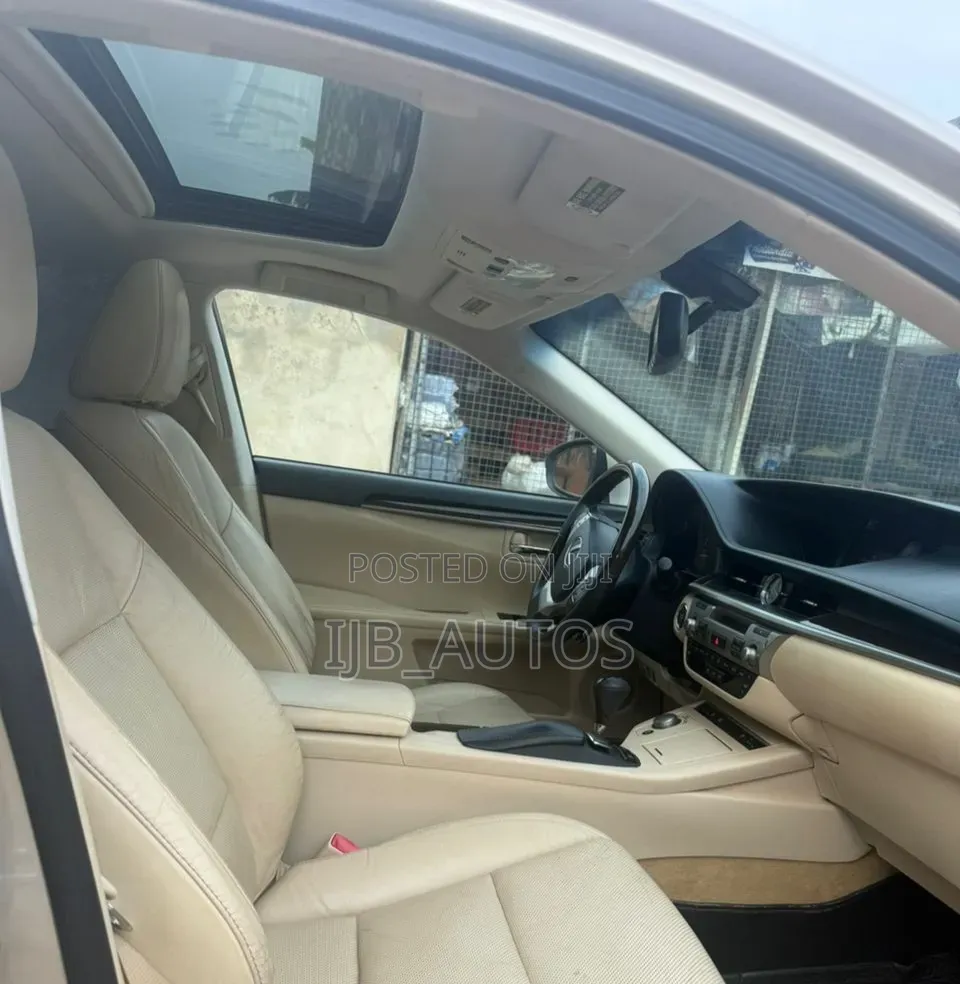 Lexus ES 2013 Gold