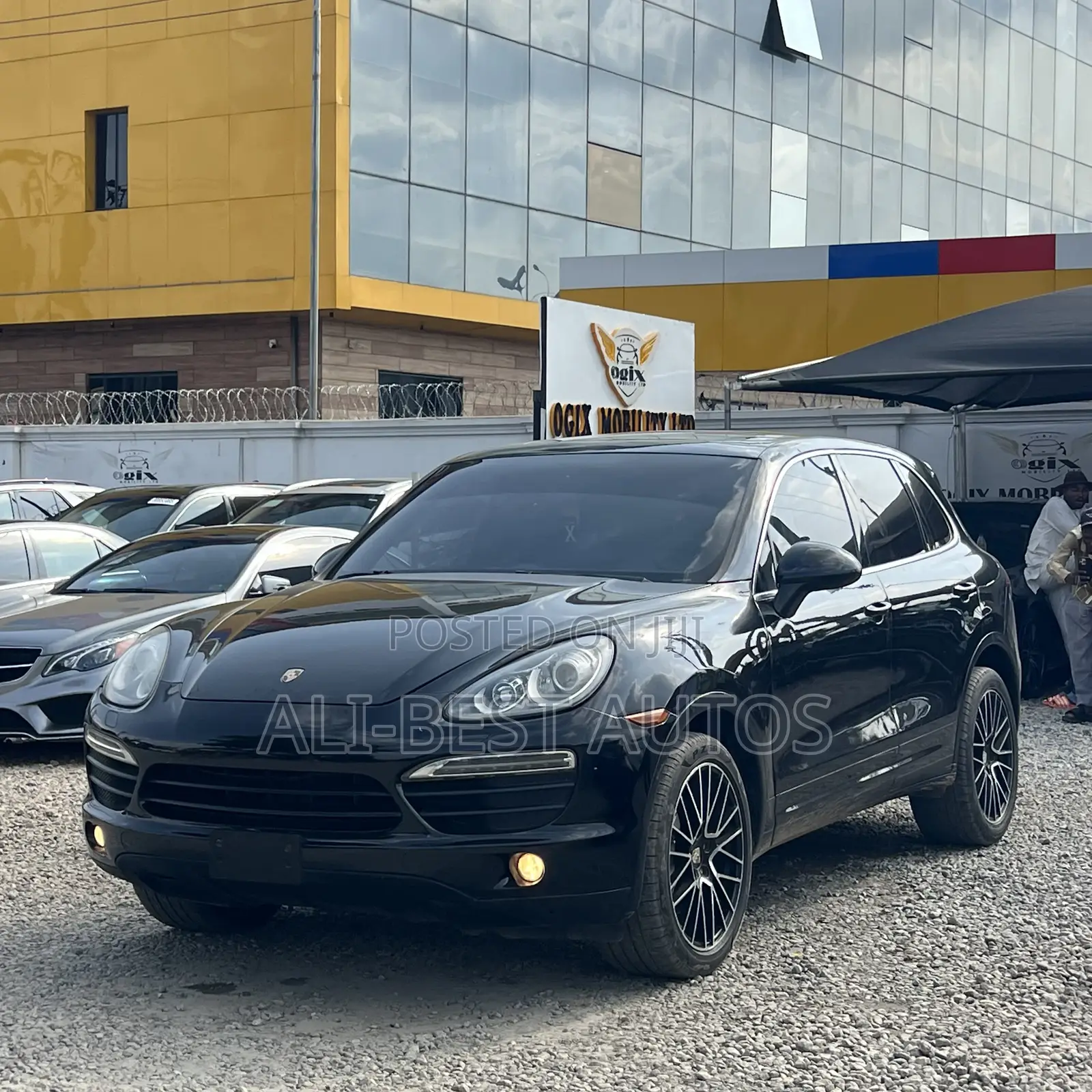 Porsche Cayenne 2010 Black