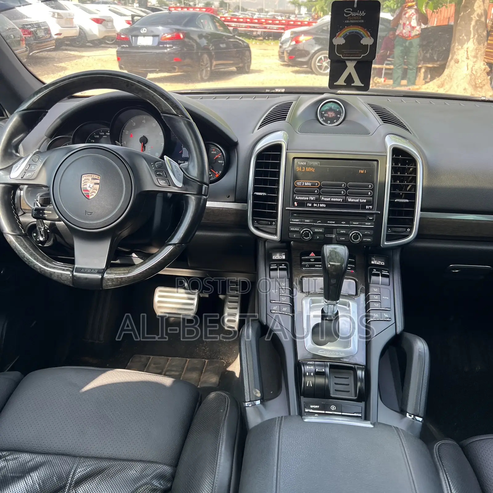 Porsche Cayenne 2010 Black