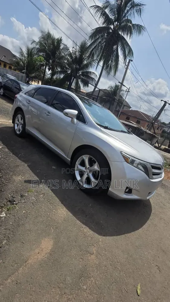 Toyota Venza Limited FWD V6 2013 Silver