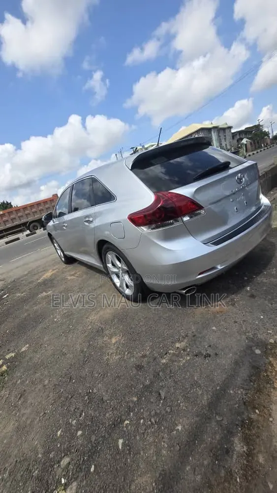 Toyota Venza Limited FWD V6 2013 Silver