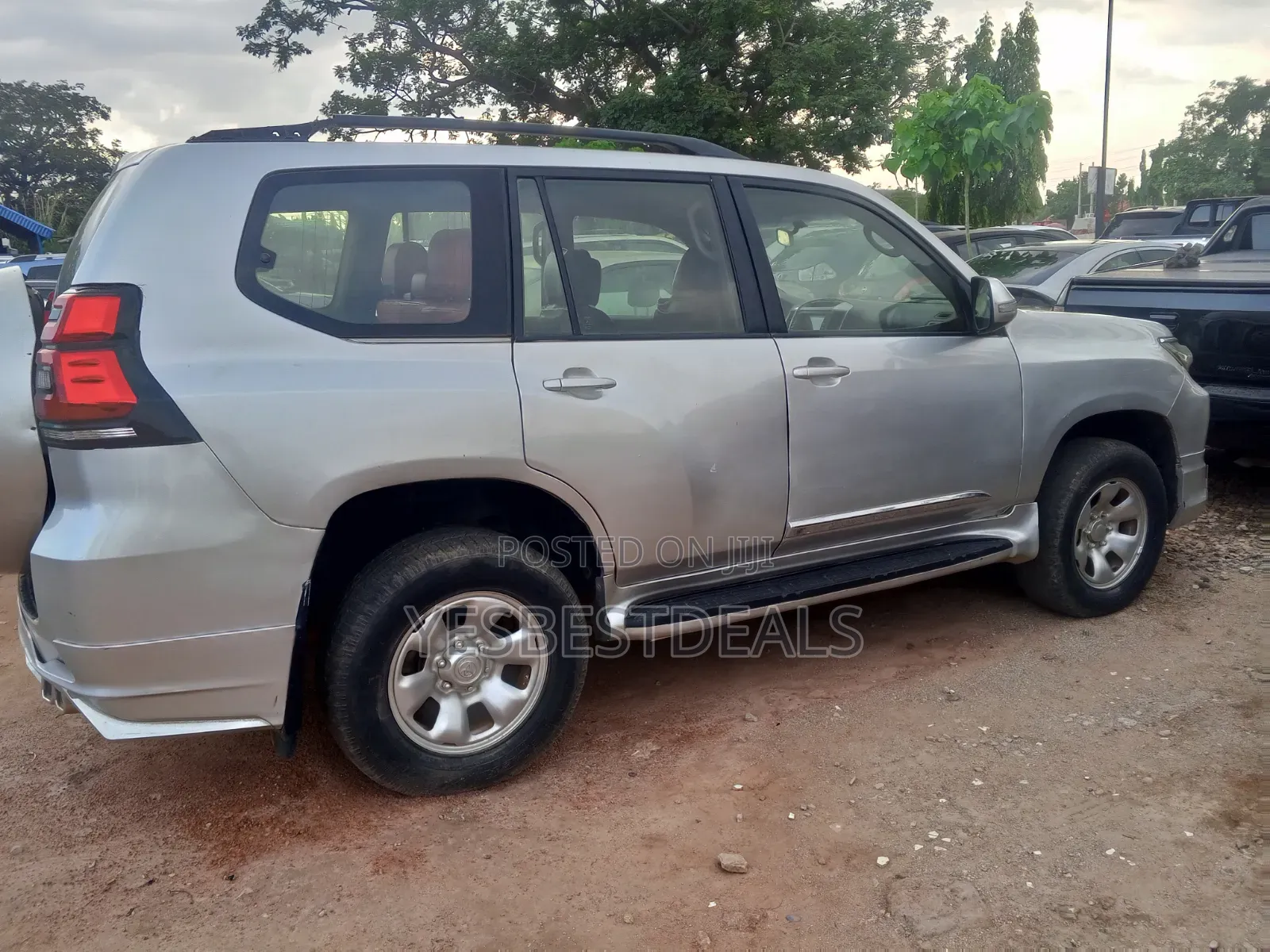 Toyota Land Cruiser Prado 2013 Silver