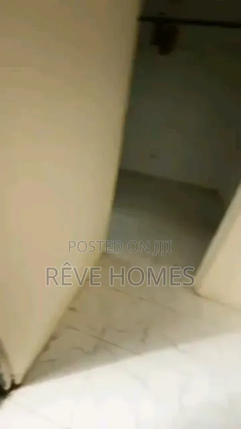 Mini Flat in Palmgroove for rent