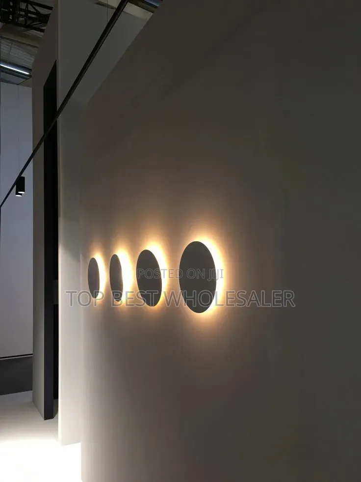 Classic Modern Aluminum Wall Outdooor Lamp