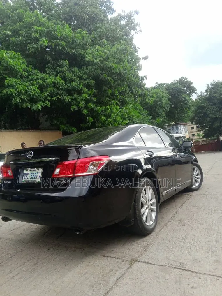 Lexus ES 350 2011 Black
